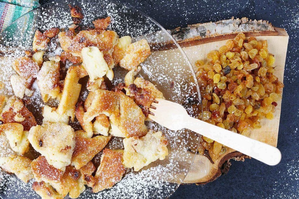 Kaiserschmarren mit Hollerkoch